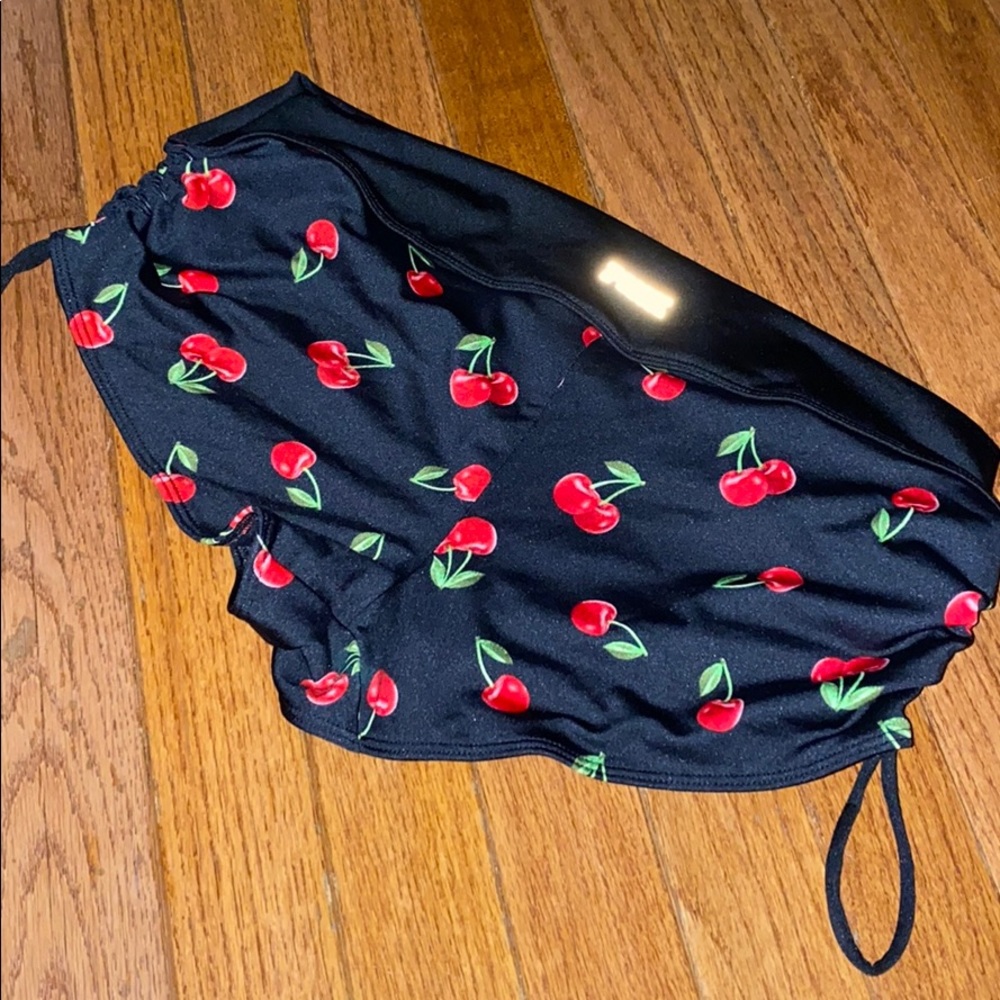 VS sport Swim to gym Shorts - Picture 2 of 5